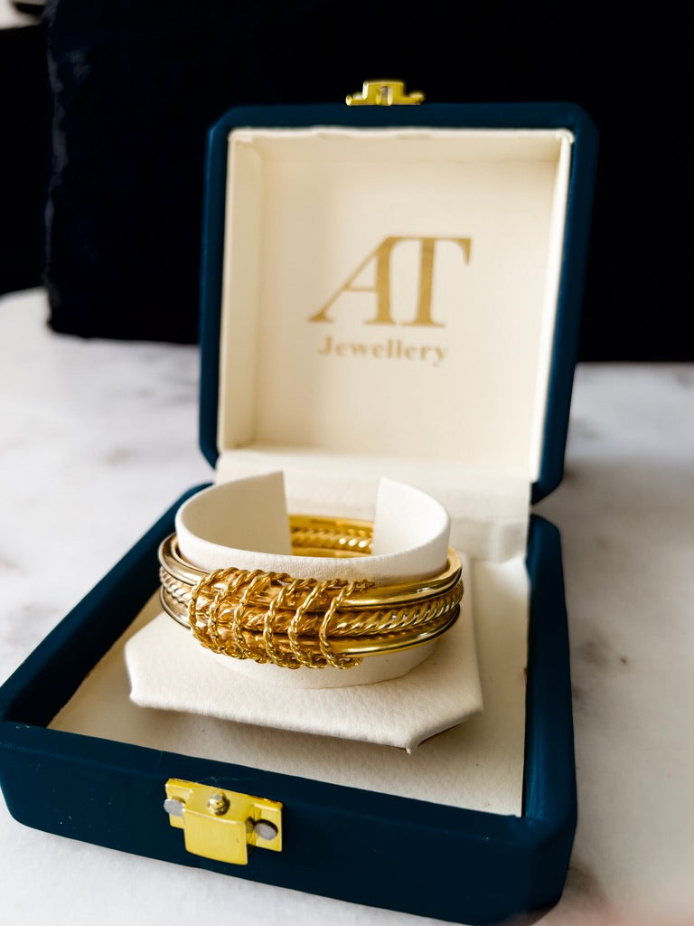 Entwine Armring
